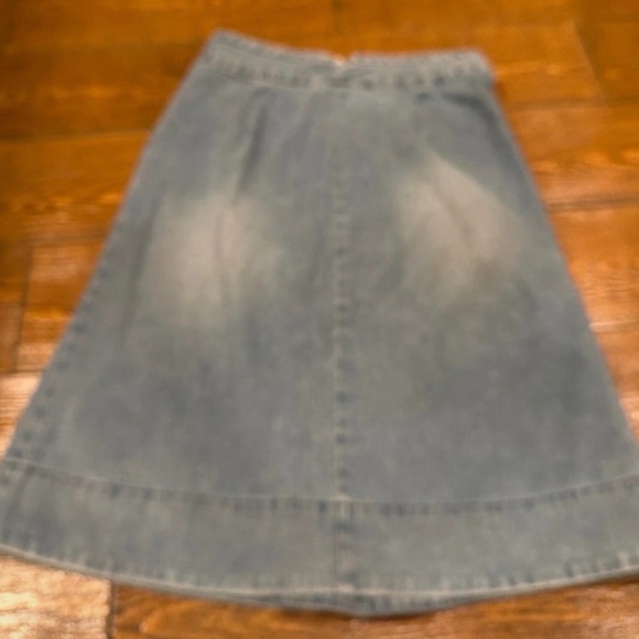Marc Jacob's jean skirt - Picture 7 of 7